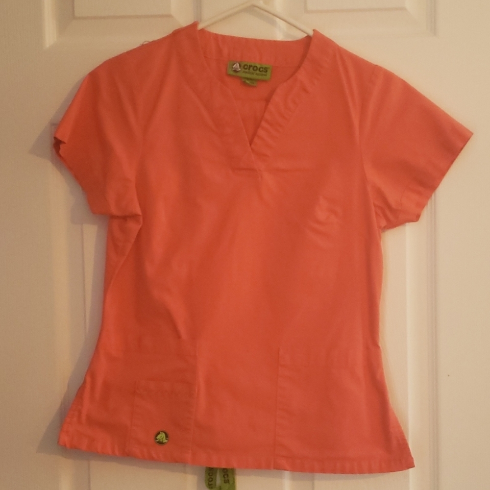 Scrub set